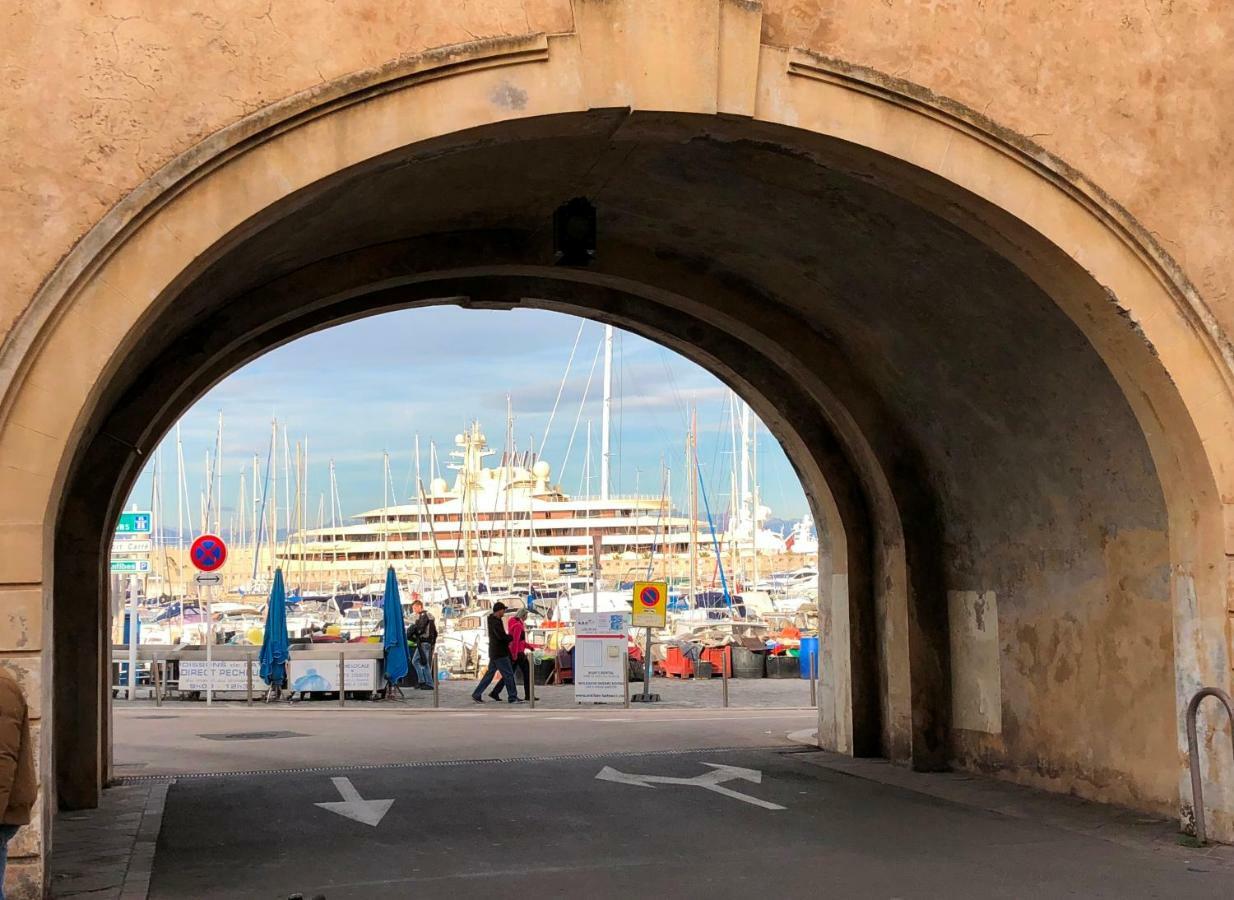 Hanna-Logis Antibes Bagian luar foto