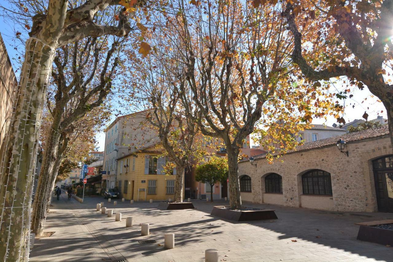 Hanna-Logis Antibes Bagian luar foto
